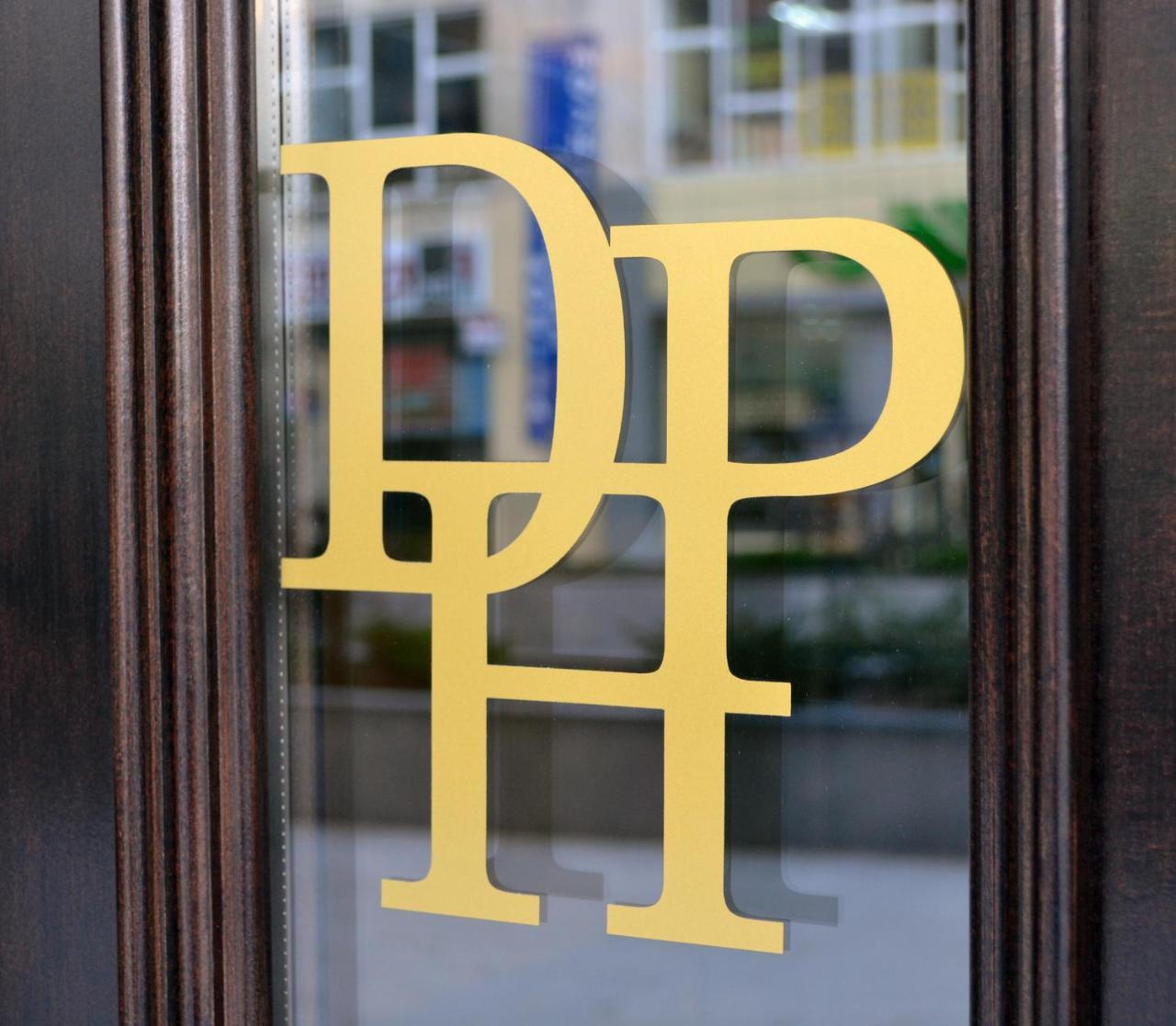 Daily Plaza Hotel Suceava Exterior foto